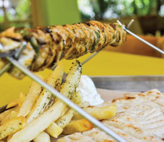 Cookoύchi: Πιάτα και γεύσεις με ελληνική καταγωγή!