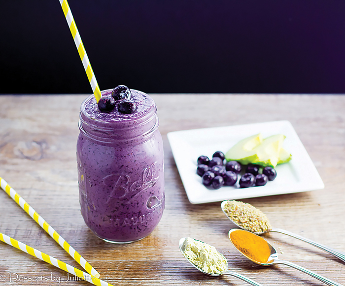 Dessertsbyjuliette.com-smoothie-frozen-blueberry-cinnamon-detox-1