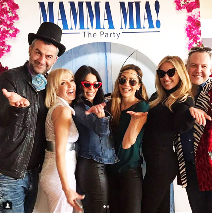 lifemagazinegr-party-athens-beverly-hills-athanasiou-dolly-fatsea-despoina-vandi-alegra-(16)