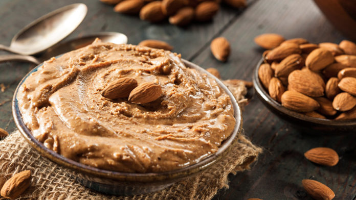lifemagazinegr-the-nutlers-to-elliniko-amugdalovouturo-ellinika-superfoods-(1)
