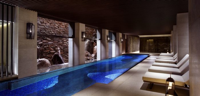 lifemagazinegr_The Ritz-Carlton Spa_Swimming Pool.png