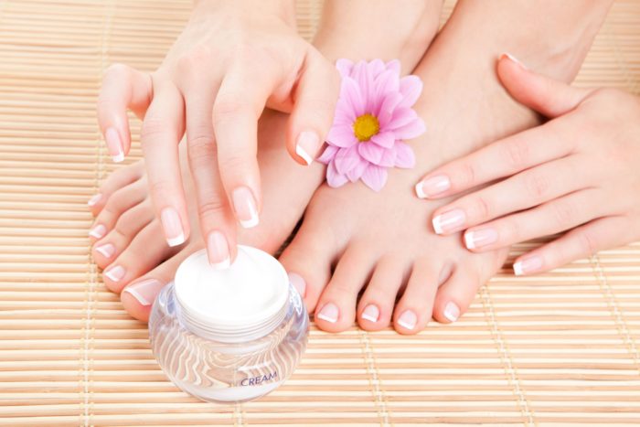 lifemagazinegr_tips_gia_ygii_podia_anna_stefanidou_podiatros_anavissos (17)