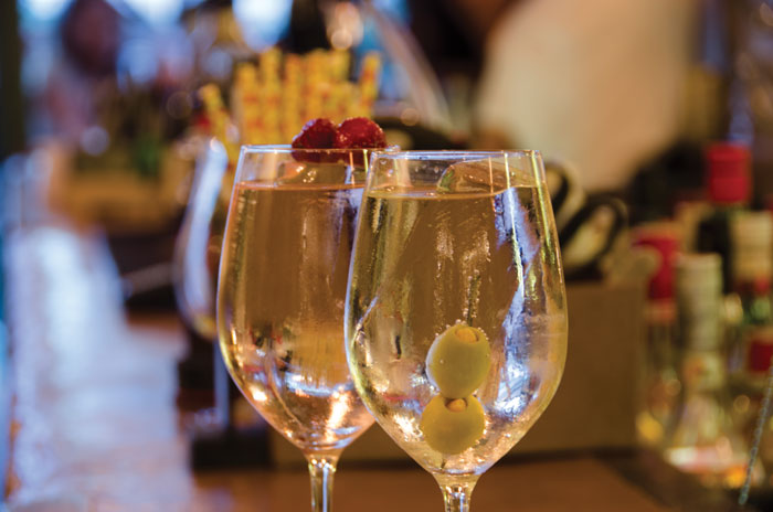 lifemagazinegr_charlie_espresso_bar_glyfada (8)