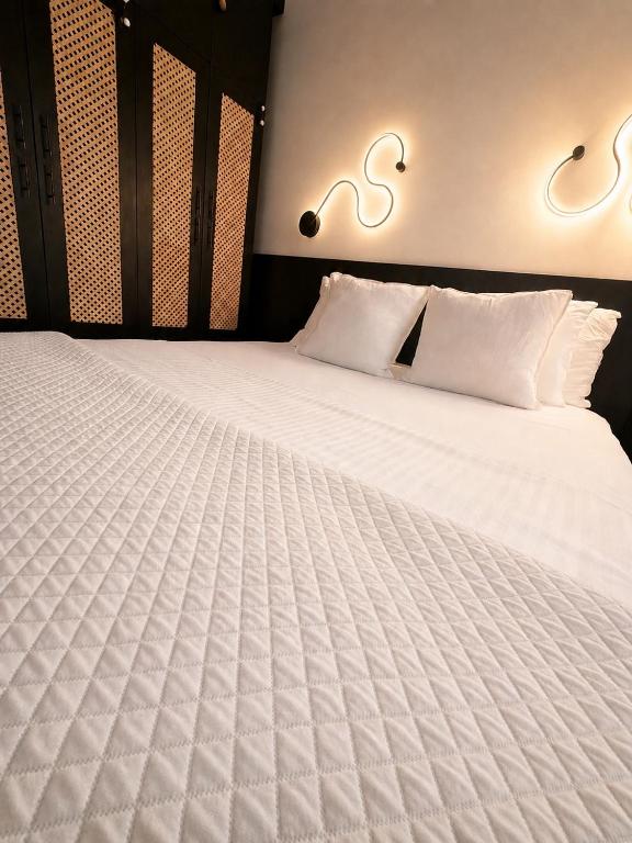 22-boutique-stay-alimos-athens-riviera-boutique-accommodation-apartment-near-alimos-beach-marina-athens11