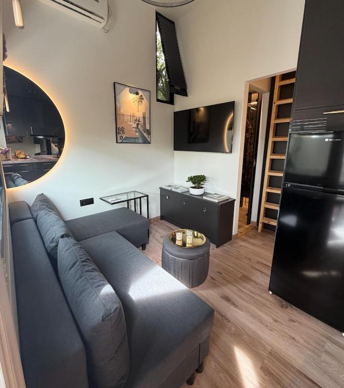 22-boutique-stay-alimos-athens-riviera-boutique-accommodation-apartment-near-alimos-beach-marina-athens15
