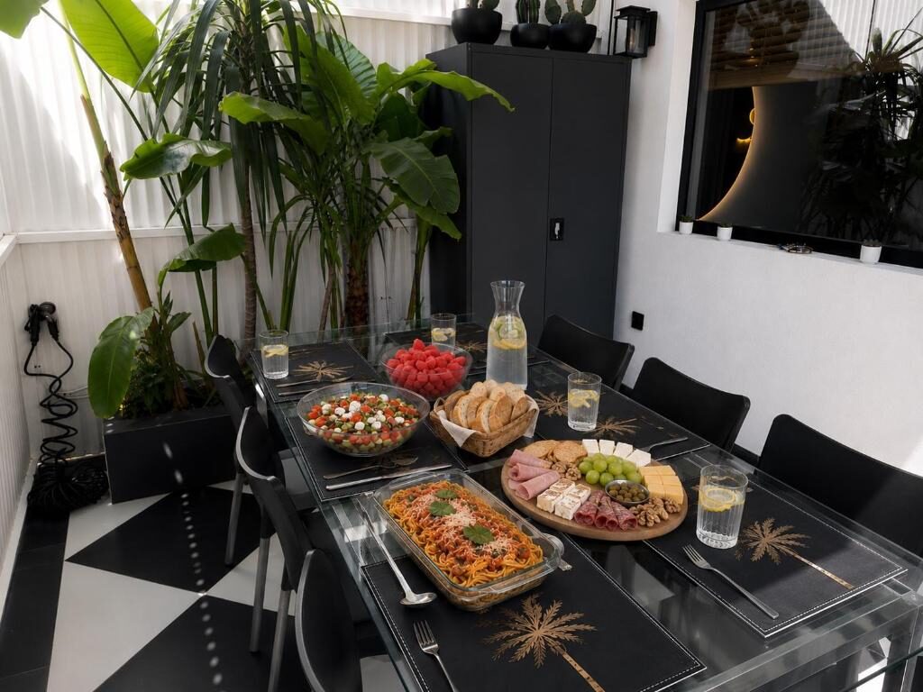 22-boutique-stay-alimos-athens-riviera-boutique-accommodation-apartment-near-alimos-beach-marina-athens22